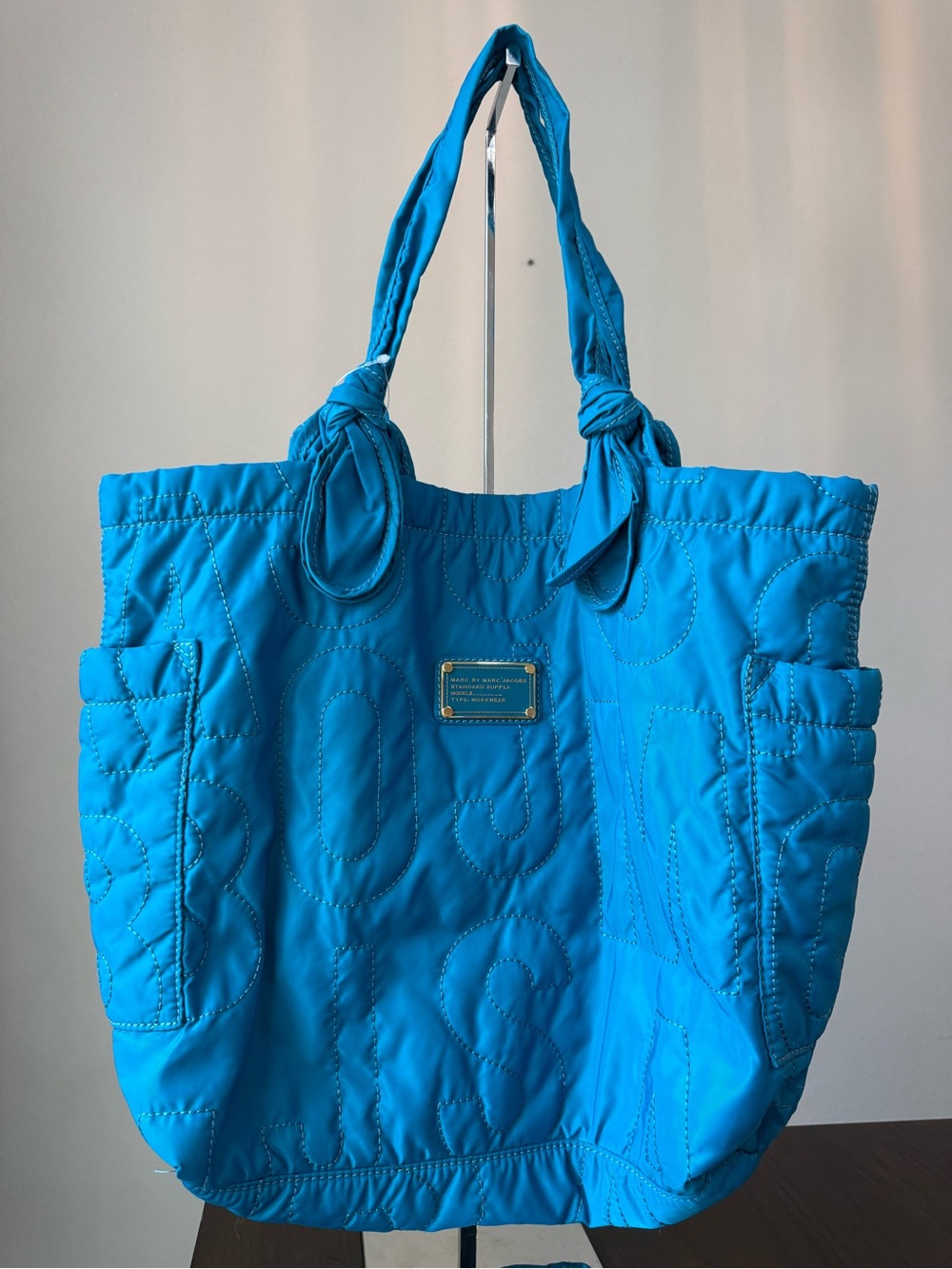 Marc By Marc Jacobs Large Blue Quilted Nylon Standard Supply Tote Bag 16" x 17"